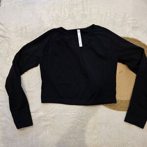 Women's Black Long Sleeve Workout Top